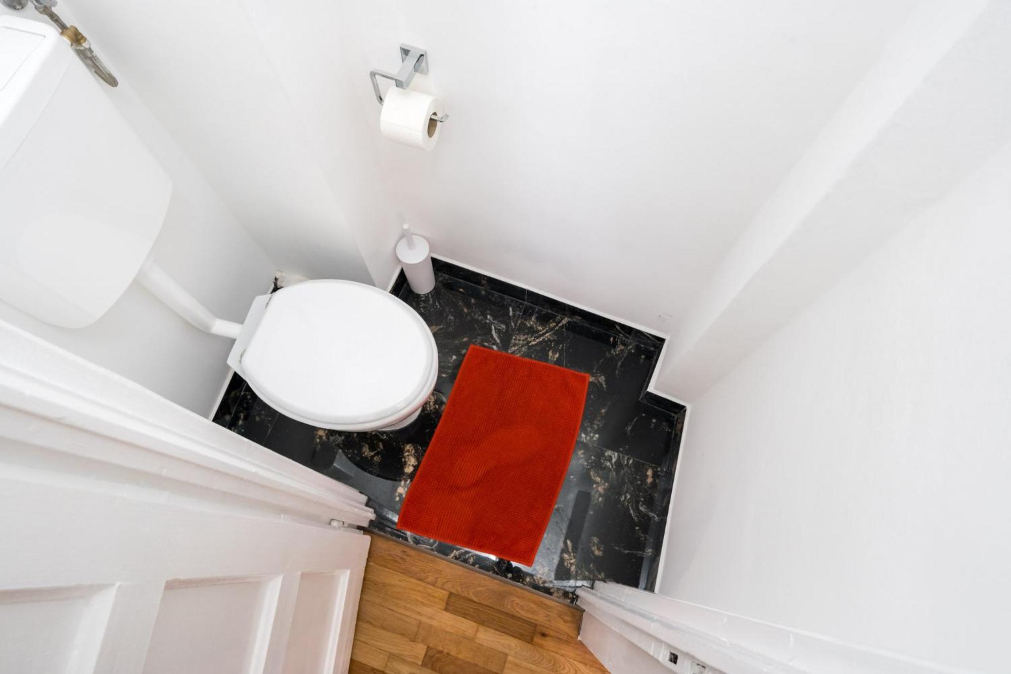 City View Apartment With Private Balcony Bucarest Esterno foto